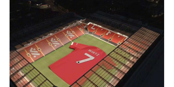 Nová čísla a noví hráči ohlašují pro Liverpool novou éru v lize.